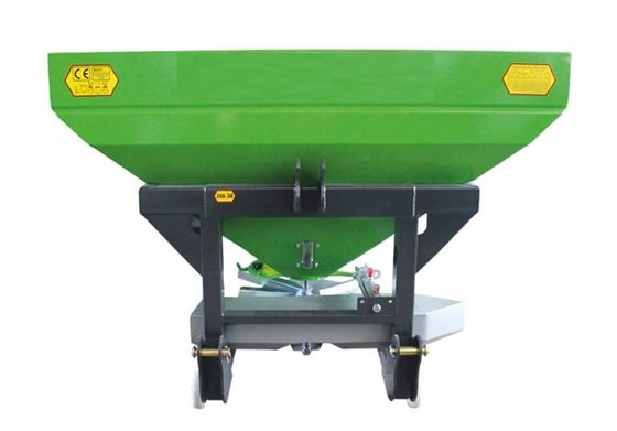 Fertilizer Strewing Machine